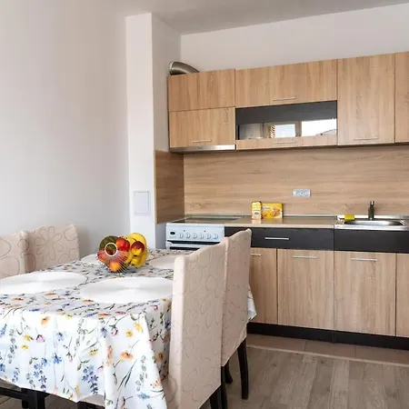 Apartament Soleil Bleu Beachfront Getaway *