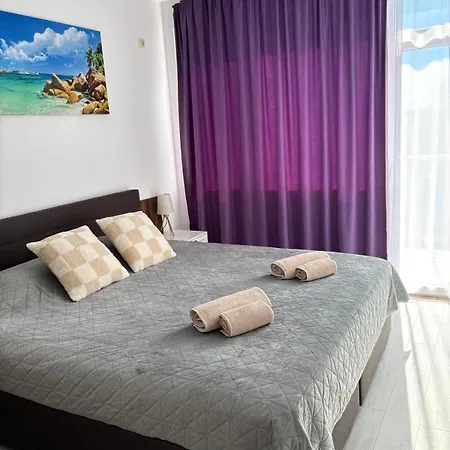 Soleil Bleu Beachfront Getaway - Beachfront Apartment With Sea View - Airport Meet & Greet - Free Parking - Nessebar アパート ネセバル