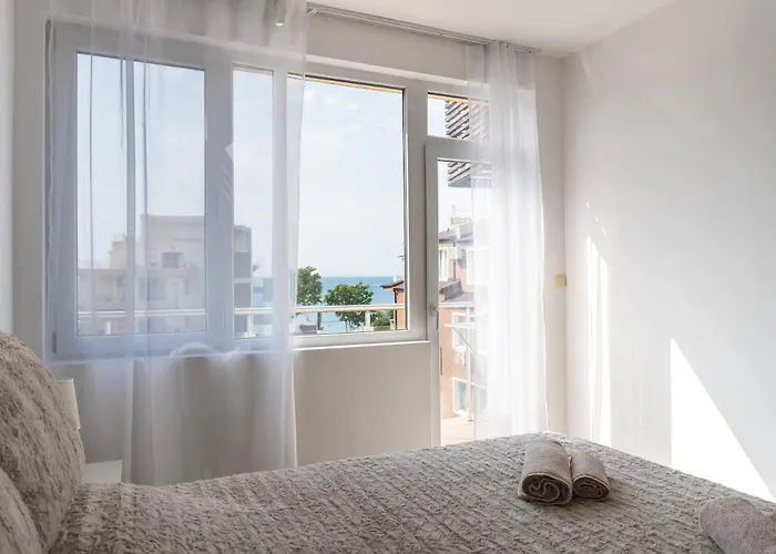 Διαμέρισμα Soleil Bleu Beachfront Getaway